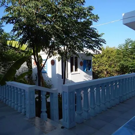 Hotel Iris